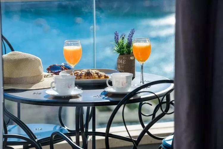 Apartments Villa Capitano - Two Bedroom Apartment with Balcony and Sea View (CRNI)-Terrace balcony