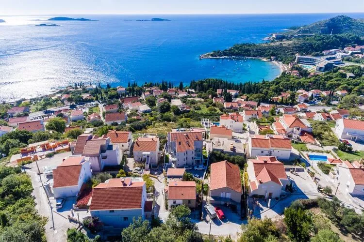 Apartments Villa Capitano - Two Bedroom Apartment with Balcony and Sea View (CRNI)-View