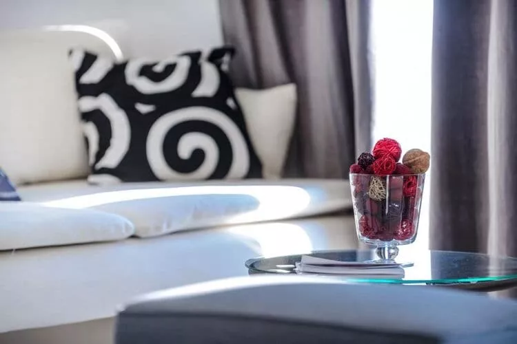 Apartments Villa Capitano - Two Bedroom Apartment with Balcony and Sea View (CRNI)-Indoor
