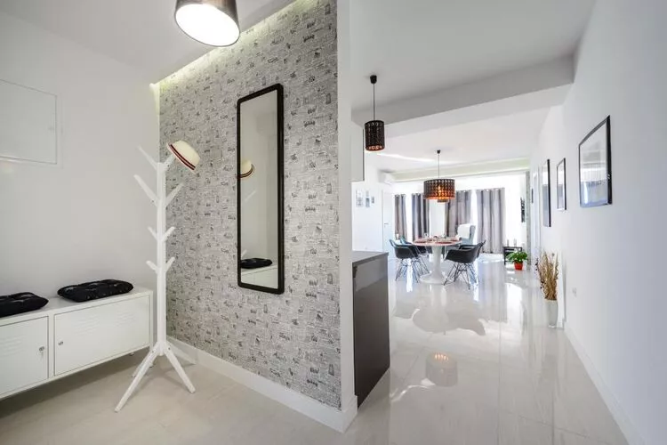 Apartments Villa Capitano - Two Bedroom Apartment with Balcony and Sea View (CRNI)-Indoor