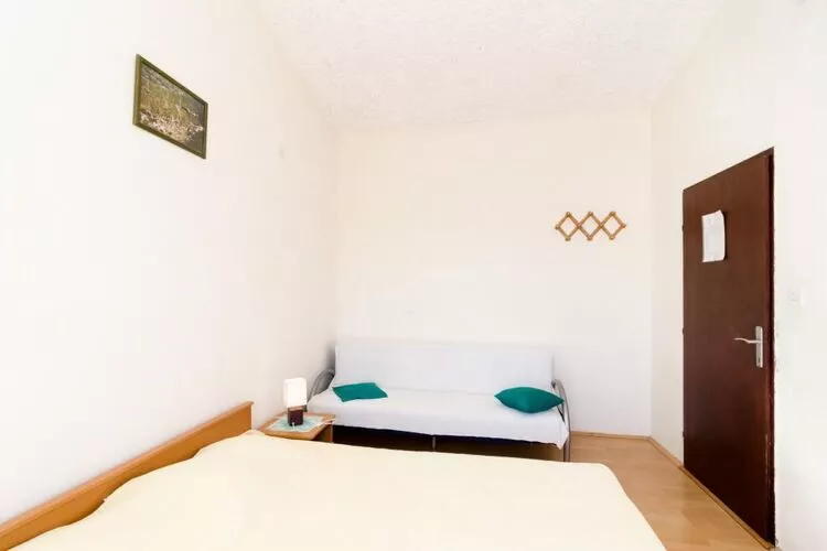 Holiday Home Jasminka - Three Bedroom Holiday Home with Terrace and Sea View-Schlafzimmer