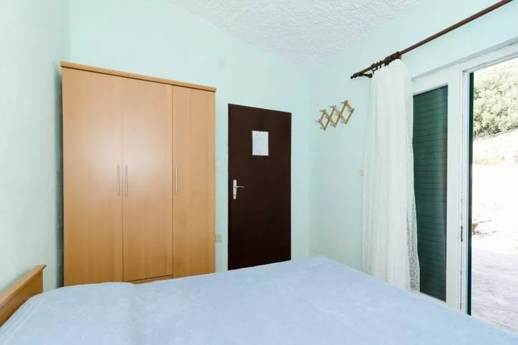 Holiday Home Jasminka - Three Bedroom Holiday Home with Terrace and Sea View-Schlafzimmer