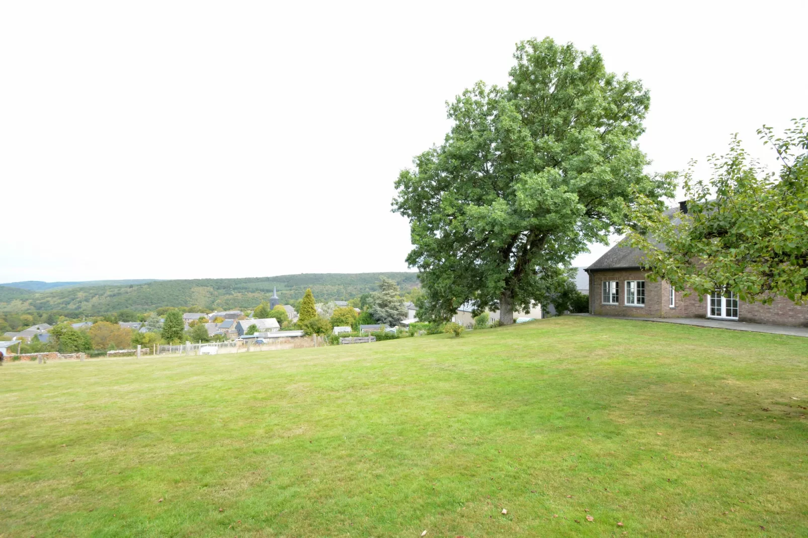Villa Francine-Außenbereich Sommer