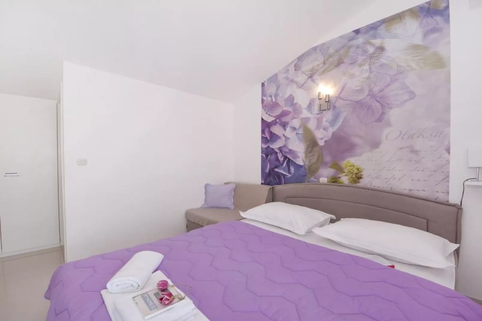 Apartments Villa Angela - Studio Apartment with Terrace and Sea View (Angela)-Bedroom