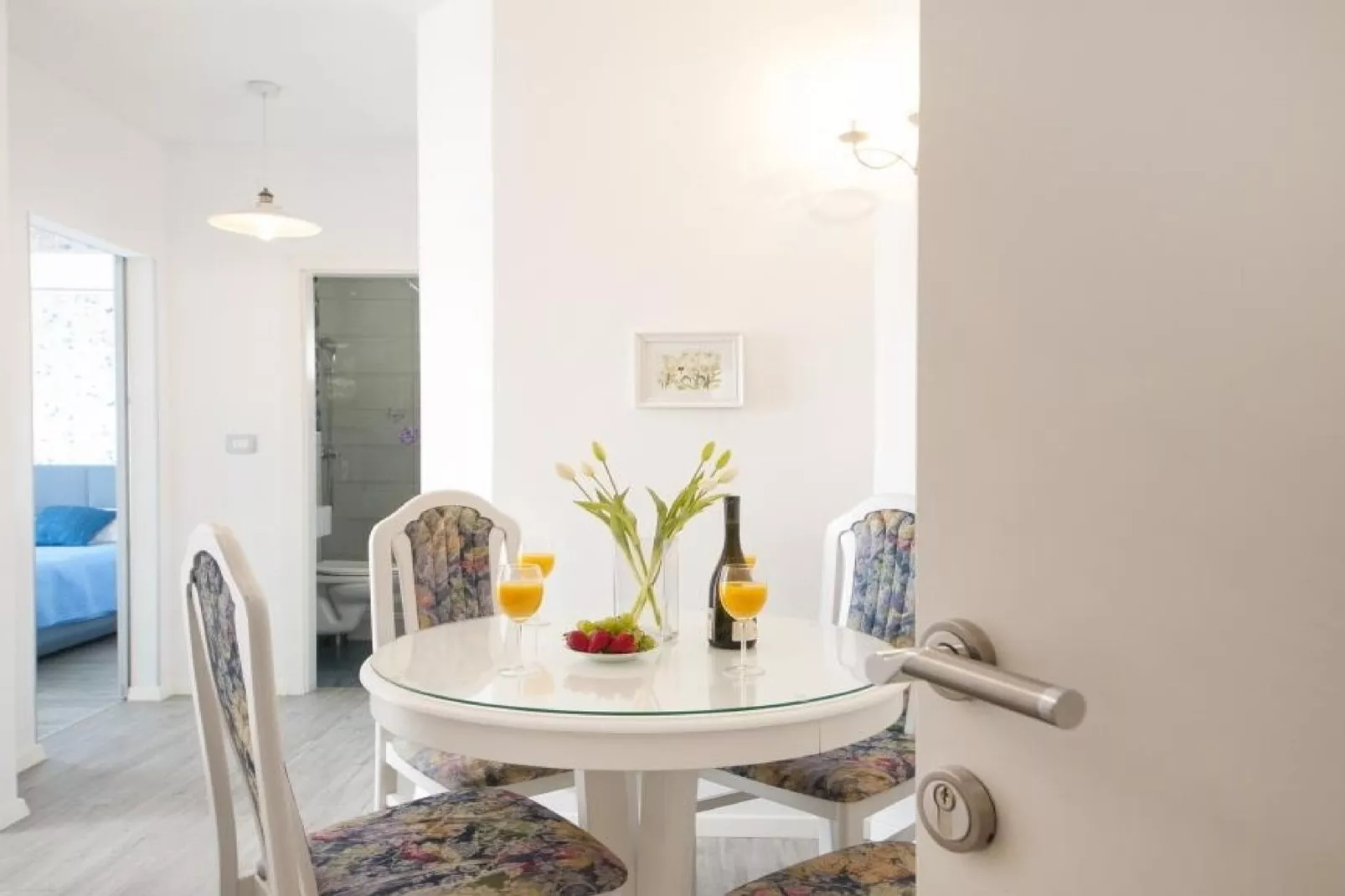 Apartments Villa Angela - Two Bedroom Apartment with Terrace and Sea View (Snježna)-Indoor