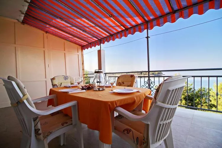 Apartments Bačić - Two Bedroom Apartment with Sea View-Terrasse