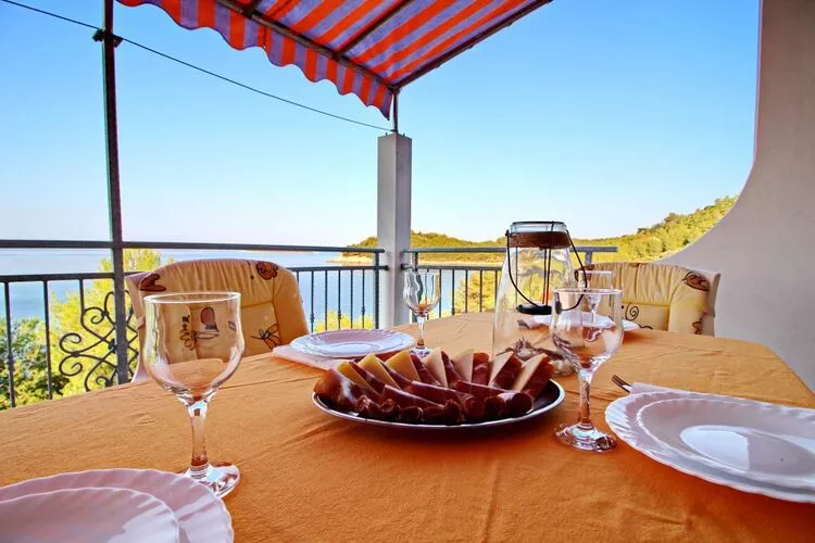 Apartments Bačić - Two Bedroom Apartment with Sea View-Terrasse