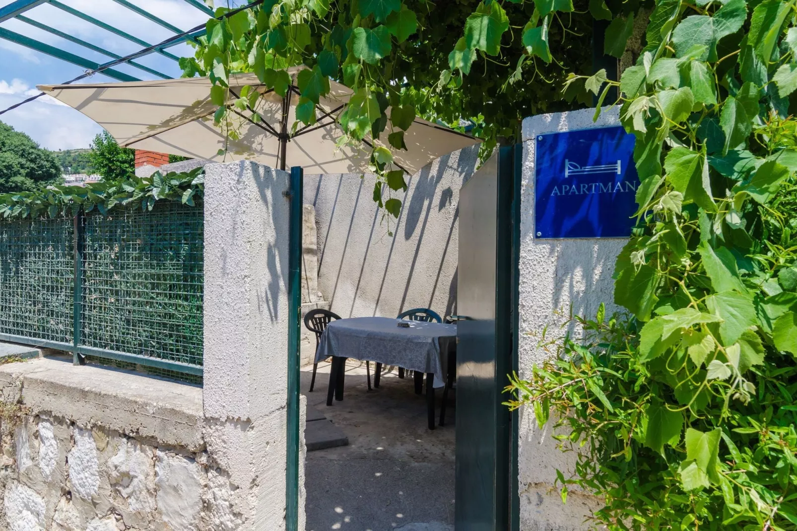 Apartment Adea - One Bedroom Apartment with Terrace-Außenbereich