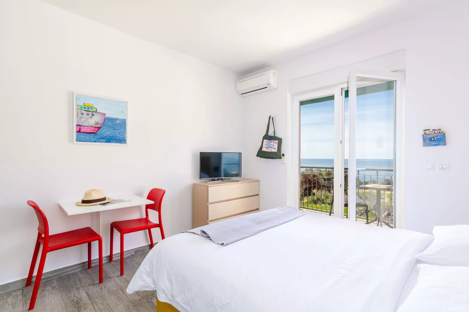 Apartments Villa Lukas - ''No.3'' Studio Apartment with Balcony and Sea View-Dining room