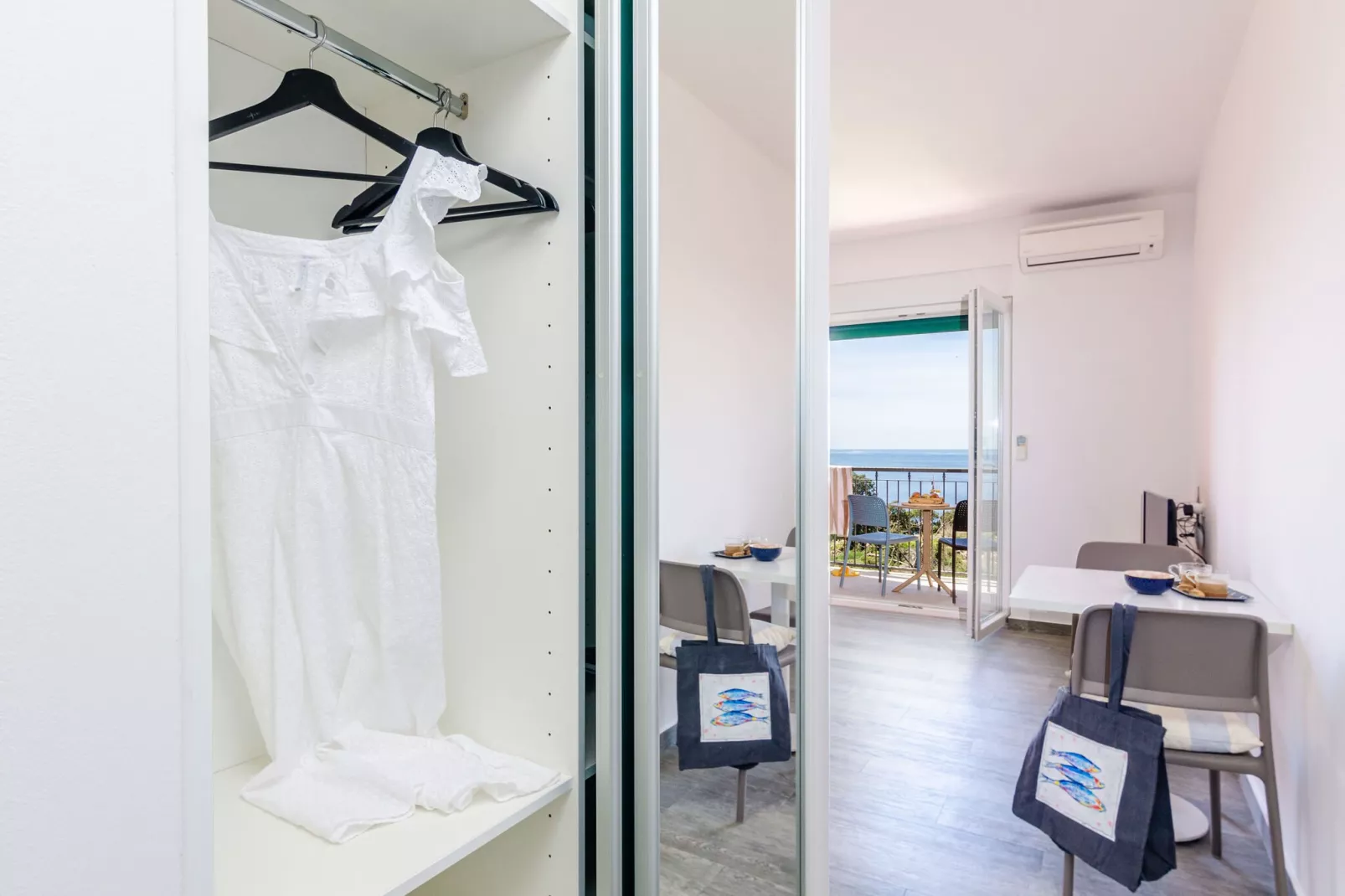 Apartments Villa Lukas - ''No.5'' One-Bedroom Apartment with Balcony and Sea View-Bedroom