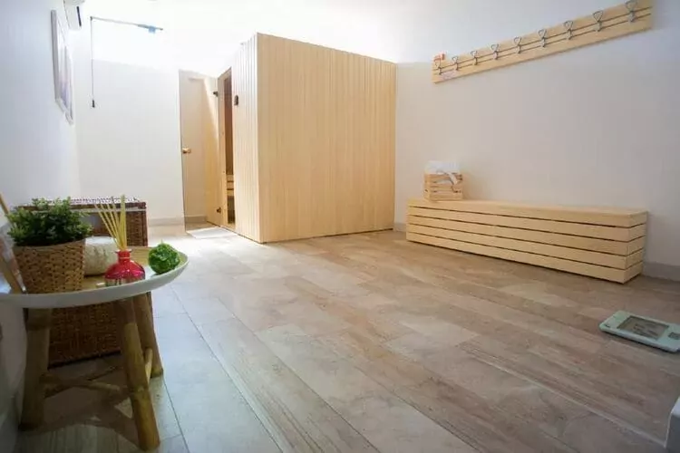Apartments Villa Lukas - ''No.5'' One-Bedroom Apartment with Balcony and Sea View-Sauna