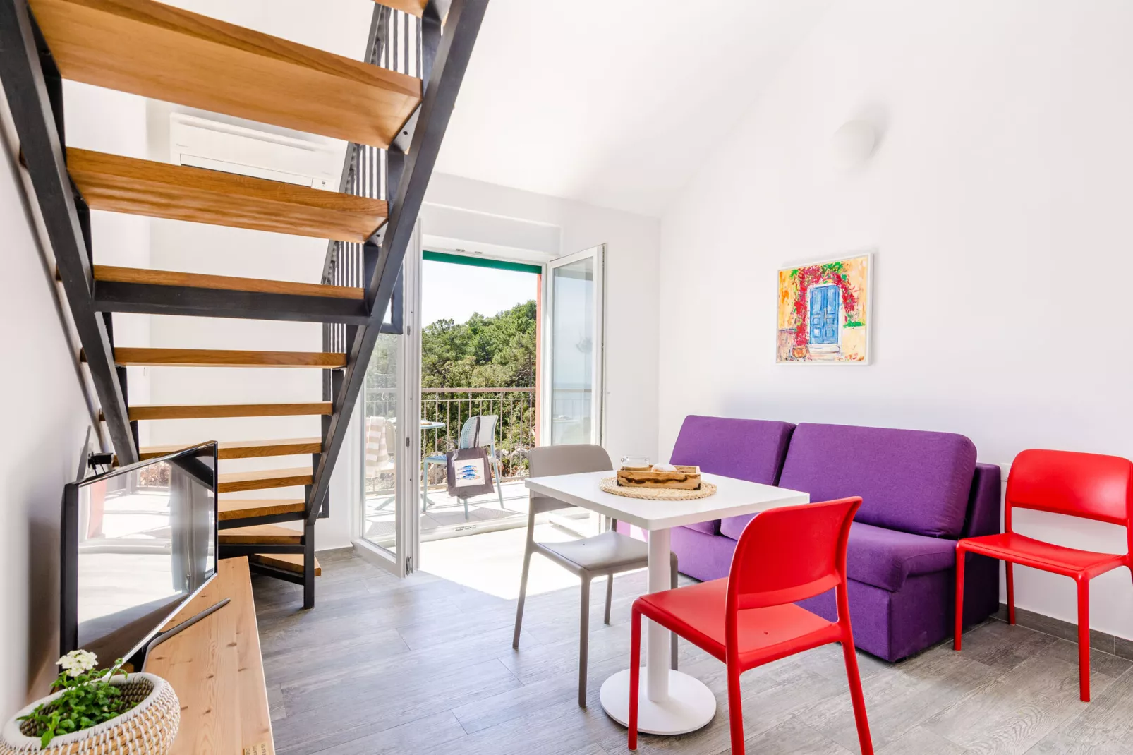 Apartments Villa Lukas - ''No.10'' Gallery Studio Apartment with Balcony and Sea View-Indoor