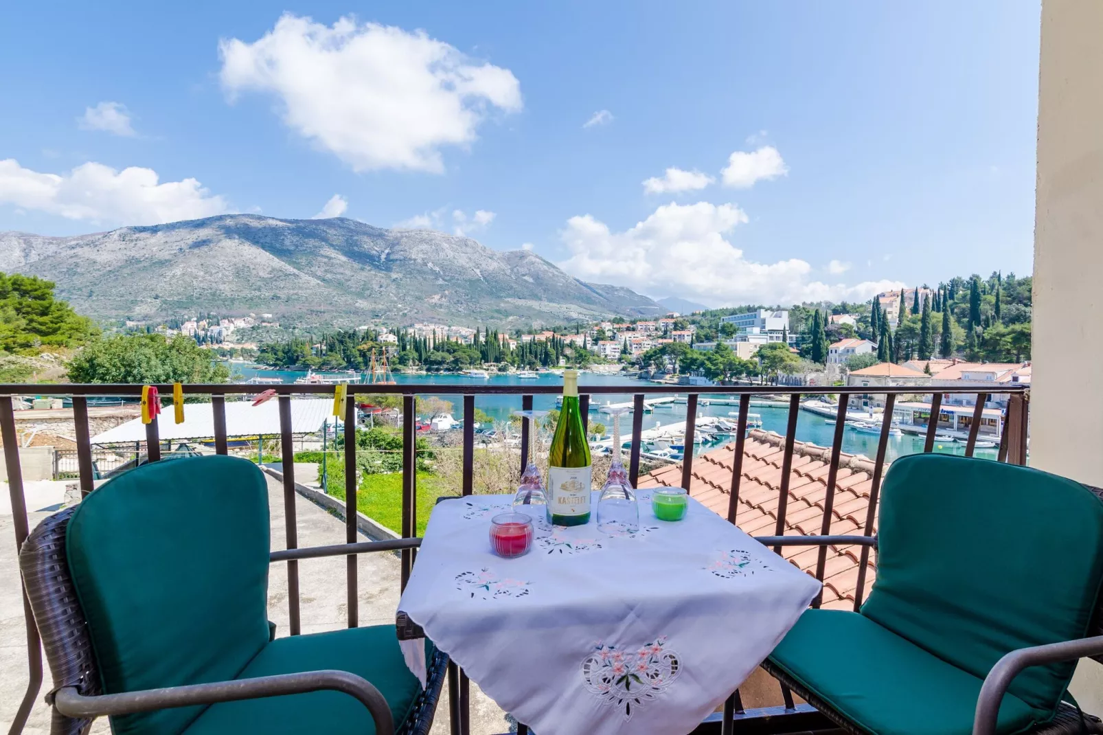 Apartments & Rooms Mihajica- Comfort Studio Apartment with Balcony and Sea View-Terrace balcony