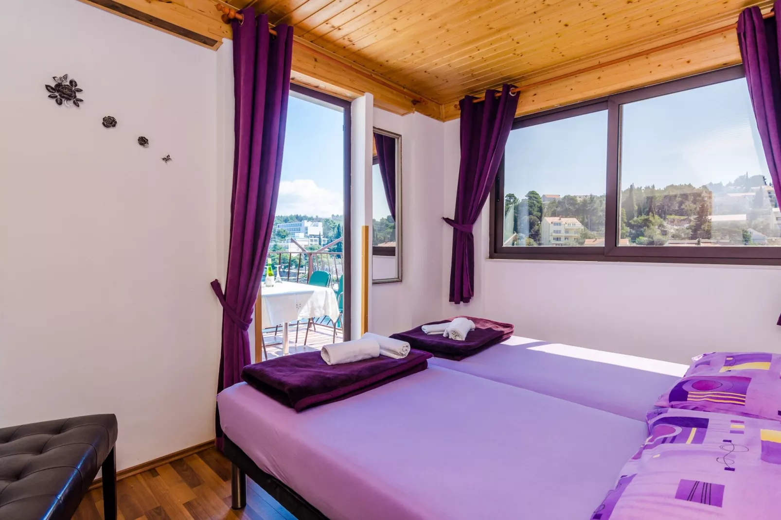 Apartments & Rooms Mihajica- Two Bedroom Apartment with Balcony and Sea View-Bedroom