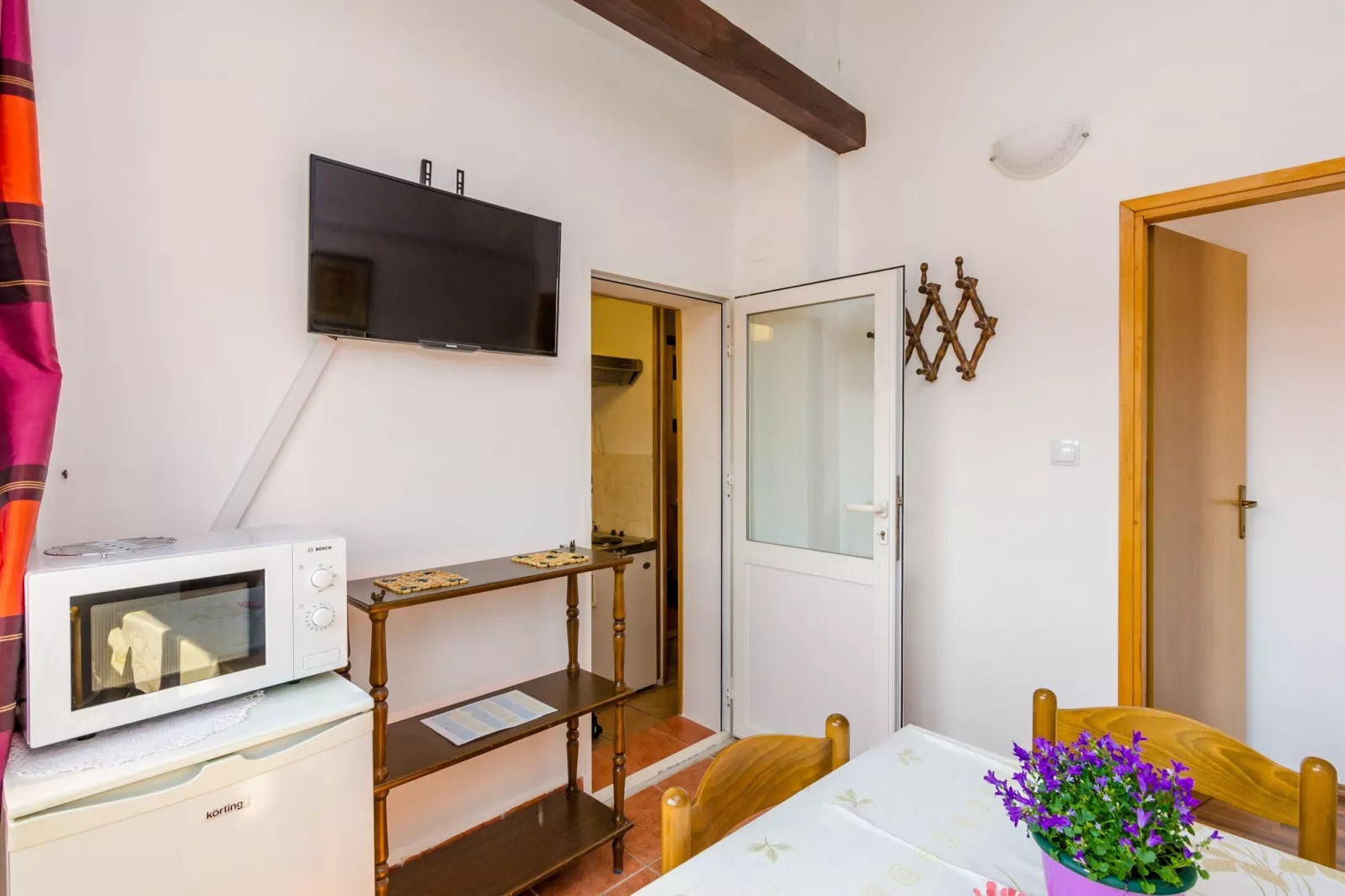 Apartments & Rooms Mihajica- Two Bedroom Apartment with Balcony and Sea View-Bedroom