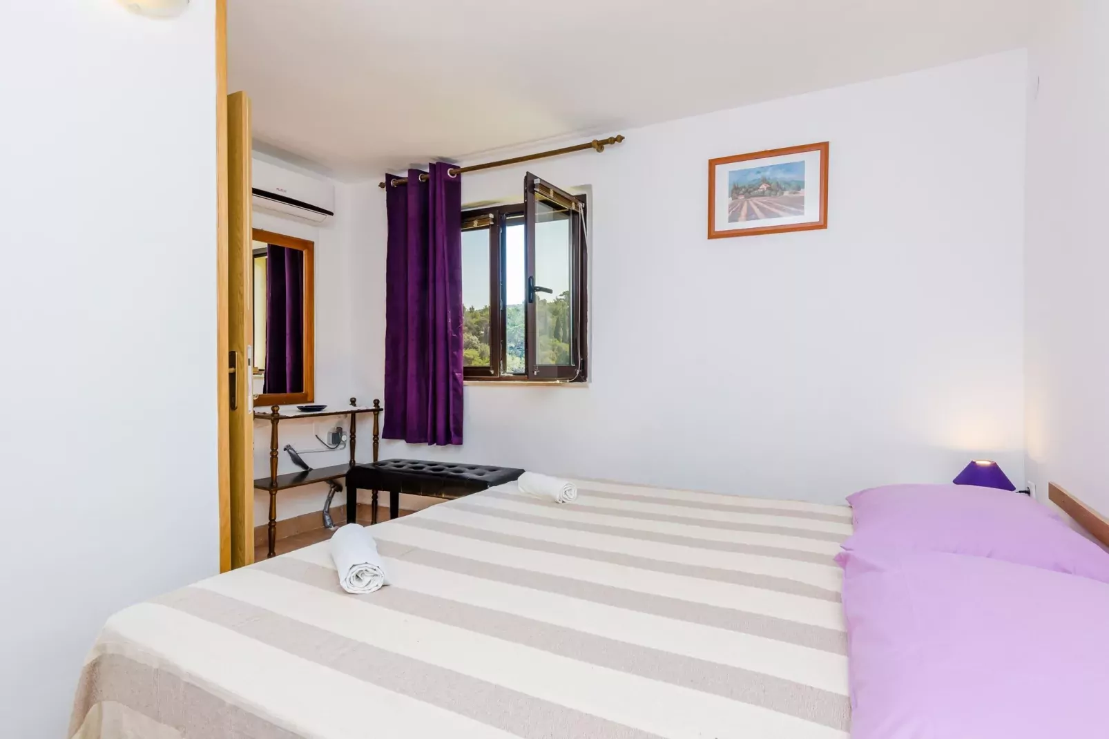 Apartments & Rooms Mihajica- Two Bedroom Apartment with Balcony and Sea View-Bedroom
