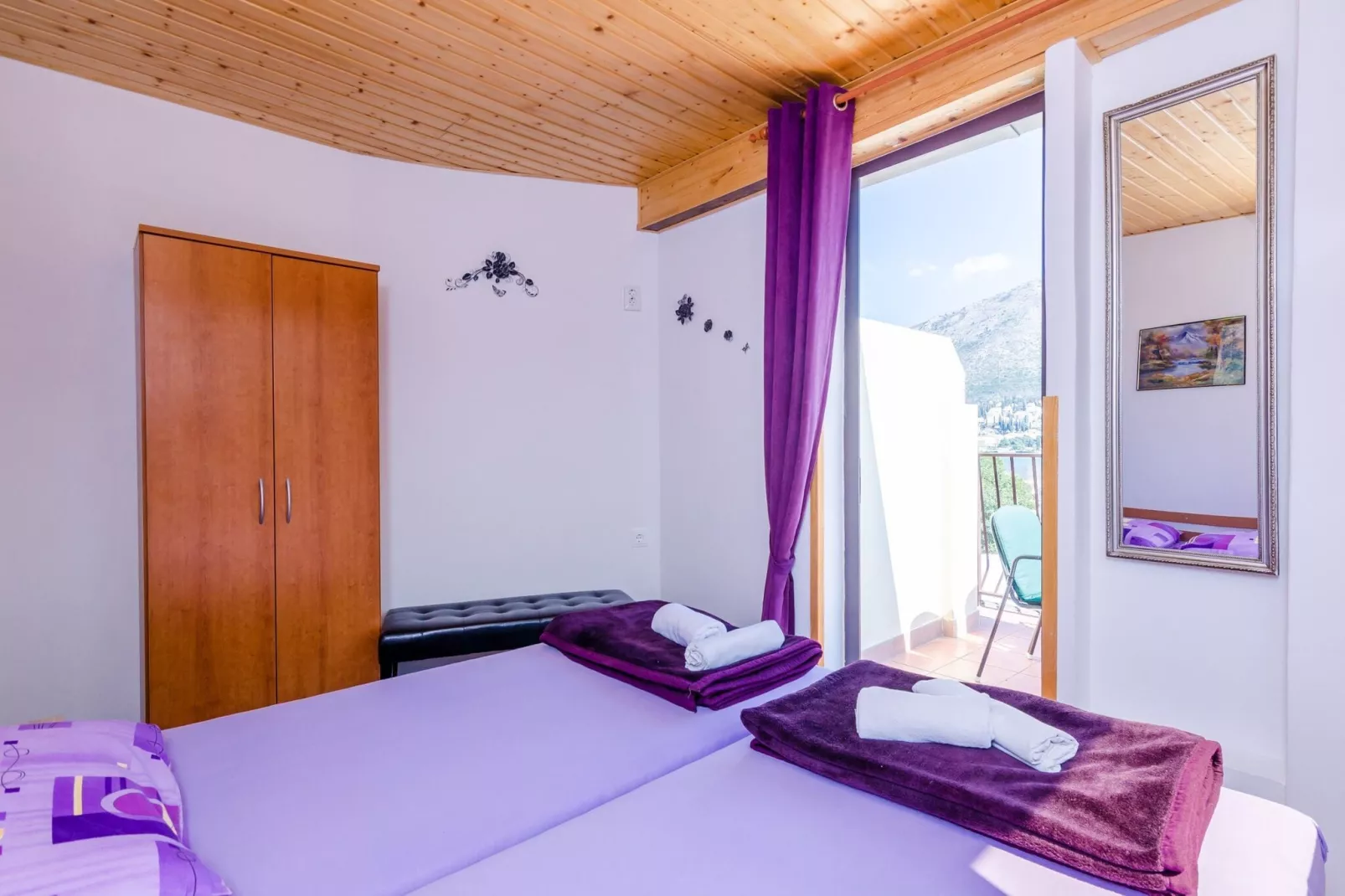 Apartments & Rooms Mihajica- Two Bedroom Apartment with Balcony and Sea View-Bedroom