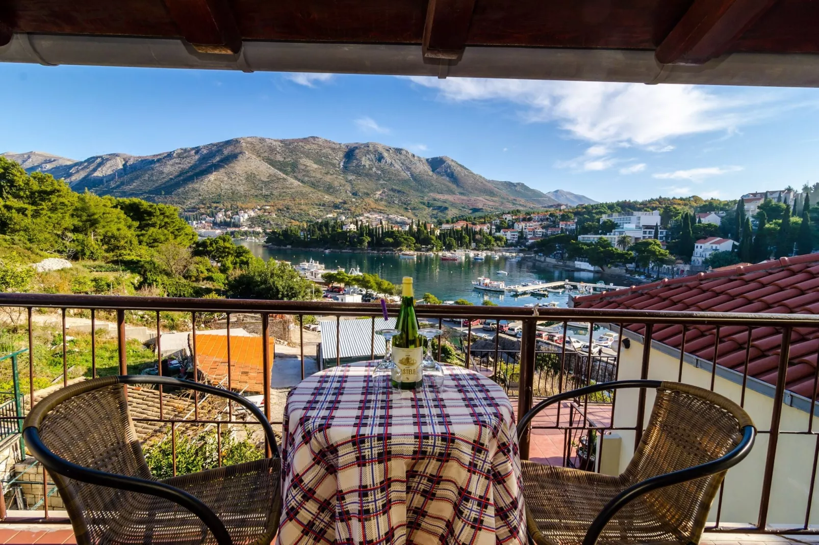 Apartments & Rooms Mihajica- Standard Double or Twin Room with Balcony and Sea View-Terrace balcony
