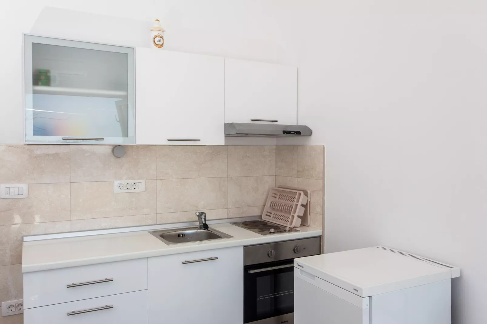 Apartments Villa Ari - Superior Studio Apartment with Terrace and Sea View (First Floor)-Kitchen