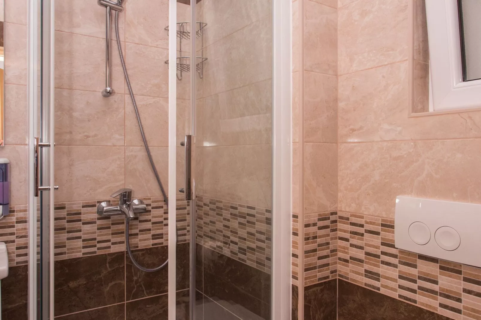 Apartments Villa Ari - Superior Three Bedroom Apartment with Balcony and Sea View (First Floor)-Bathroom