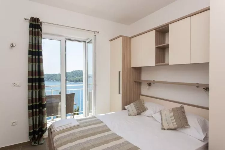 Apartments Villa Ari - Deluxe Three Bedroom Apartment with Balcony and Sea View (Second Floor)-Bedroom