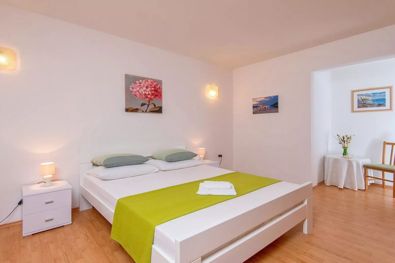 Villa Klara - Holiday Home with Terrace, Pool and Sea View-Chambre
