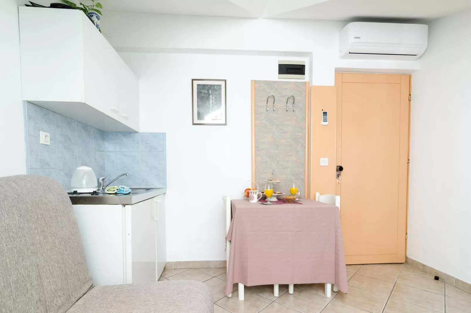 Apartments Villa Bell Memories- Studio Apartment with Terrace and Street View (A1)-Kitchen
