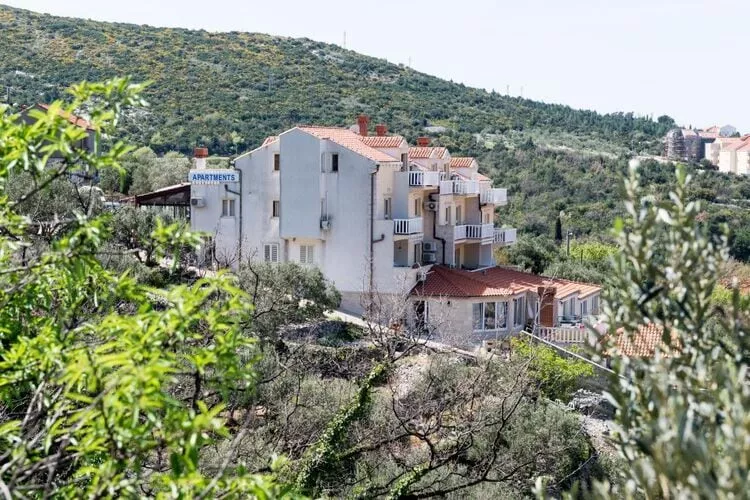 Apartments Villa Bell Memories-Studio Apartment with Balcony and Sea View (A2)-Outdoor