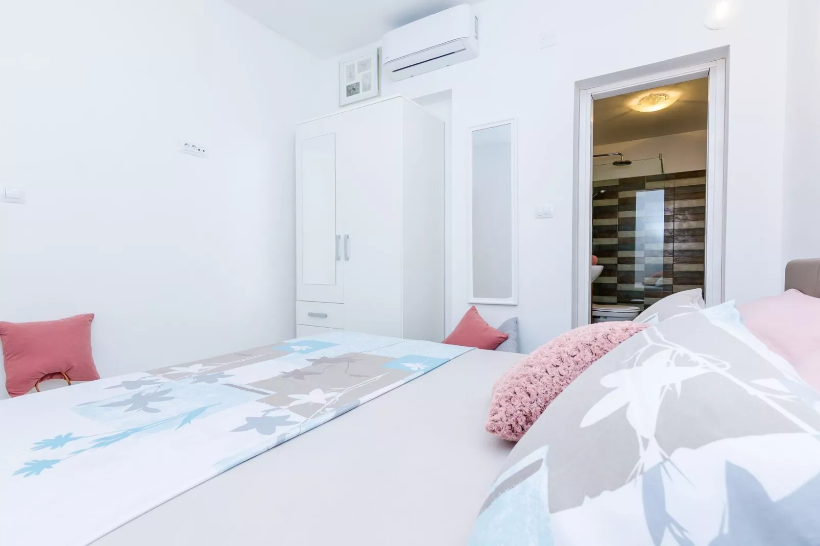 Apartments Villa Bell Memories- Two Bedroom Apartment with Balcony and Sea View (A3)-Bedroom