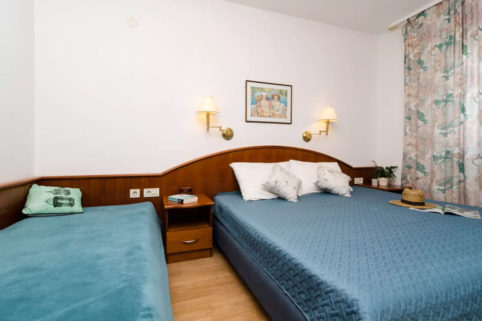 Apartments Villa Bell Memories-One Bedroom Apartment with Balcony and Sea View (A4)-Bedroom