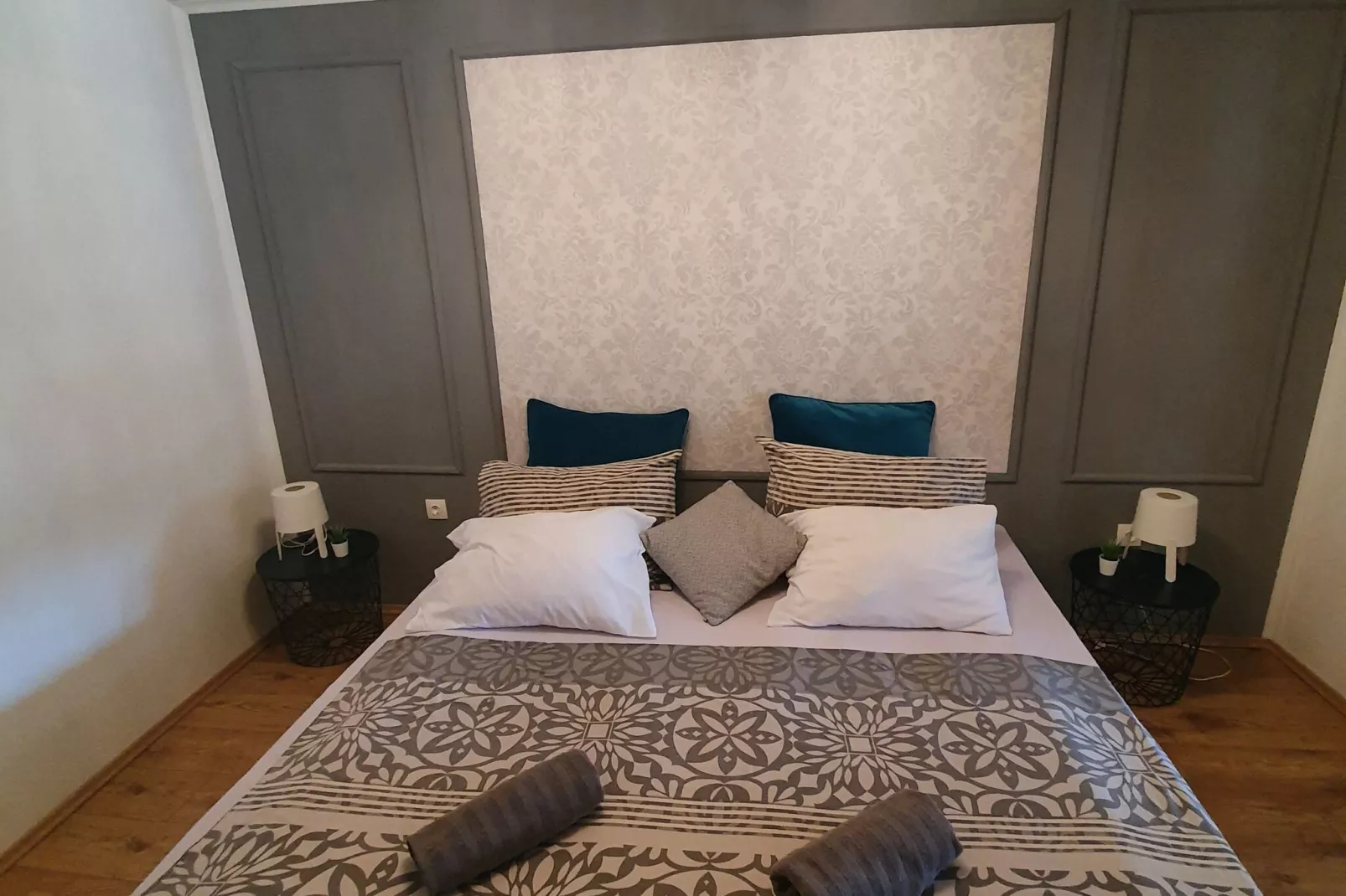 Apartments Villa Bell Memories- Two Bedroom Apartment with Shared Terrace and Sea View (A5)-Bedroom