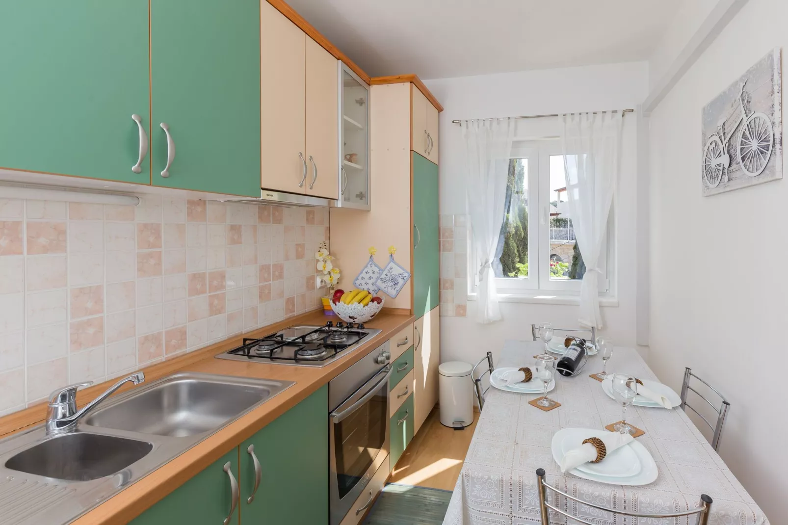 Apartment Fiorella - One Bedroom Apartment with Terrace and City View-Kitchen
