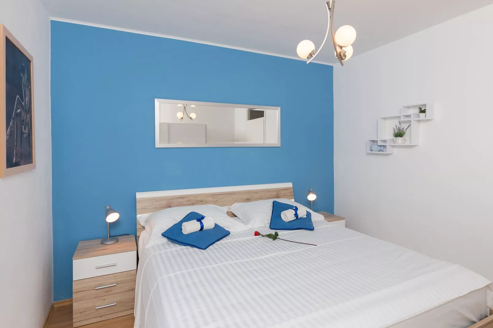 Apartment Fiorella - One Bedroom Apartment with Terrace and City View-Bedroom