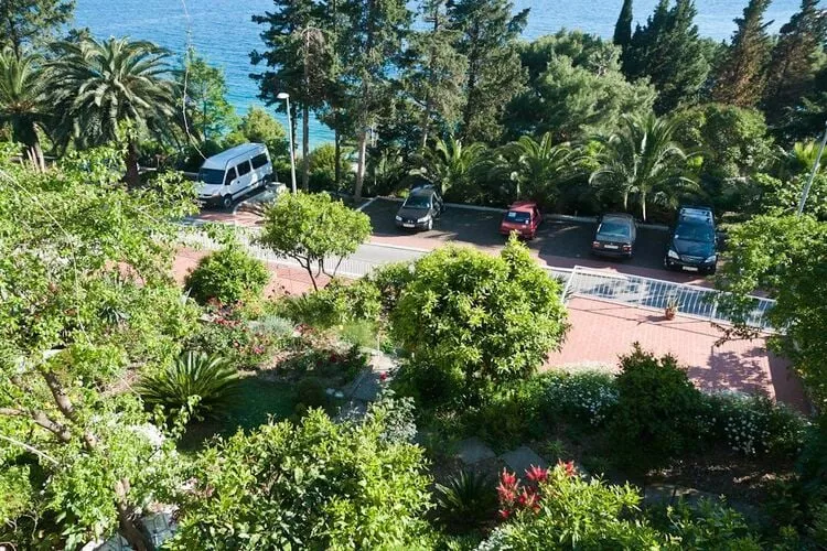 Guest House Villa Nina- Comfort Triple Room with Balcony and Sea View (S1 - crvena)-Aussicht