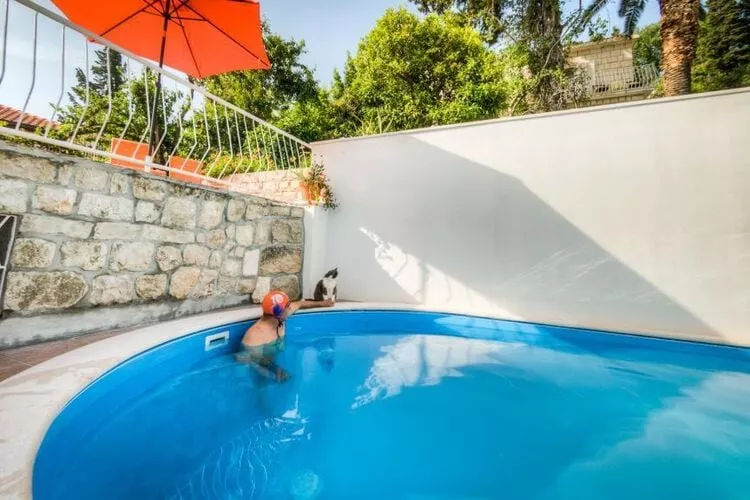 Guest House Villa Nina- Double Room with Garden View (S3 -Supetar)-Pool