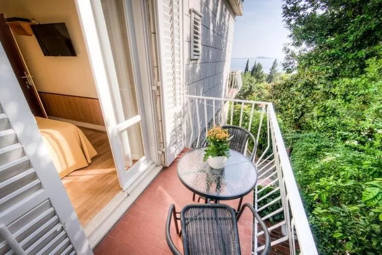 Guest House Villa Nina- Superior Double or Twin Room with Balcony and Sea View (S4 - mala)-Terrace balcony