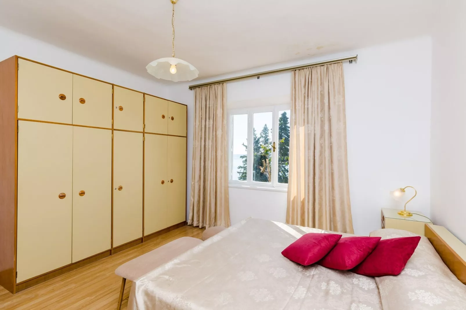 Guest House Villa Nina- One Bedroom Apartment with Sea View (Apt1)-Bedroom