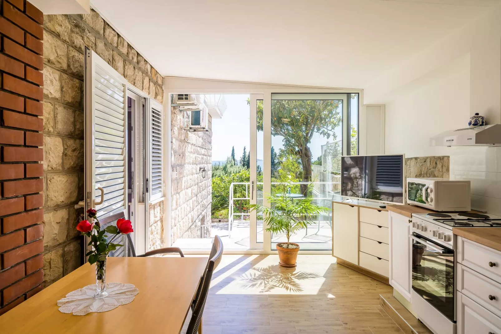 Guest House Villa Nina- Two Bedroom Apartment  with  Terrace and Sea View (Apt67)-Kitchen