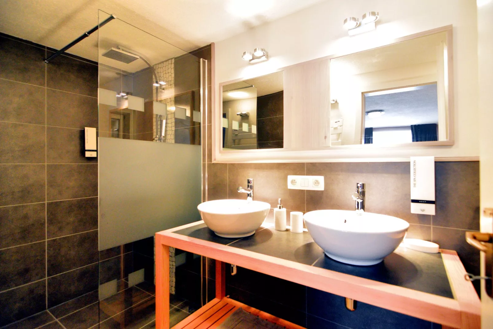 Villa VALENTINA-Bathroom