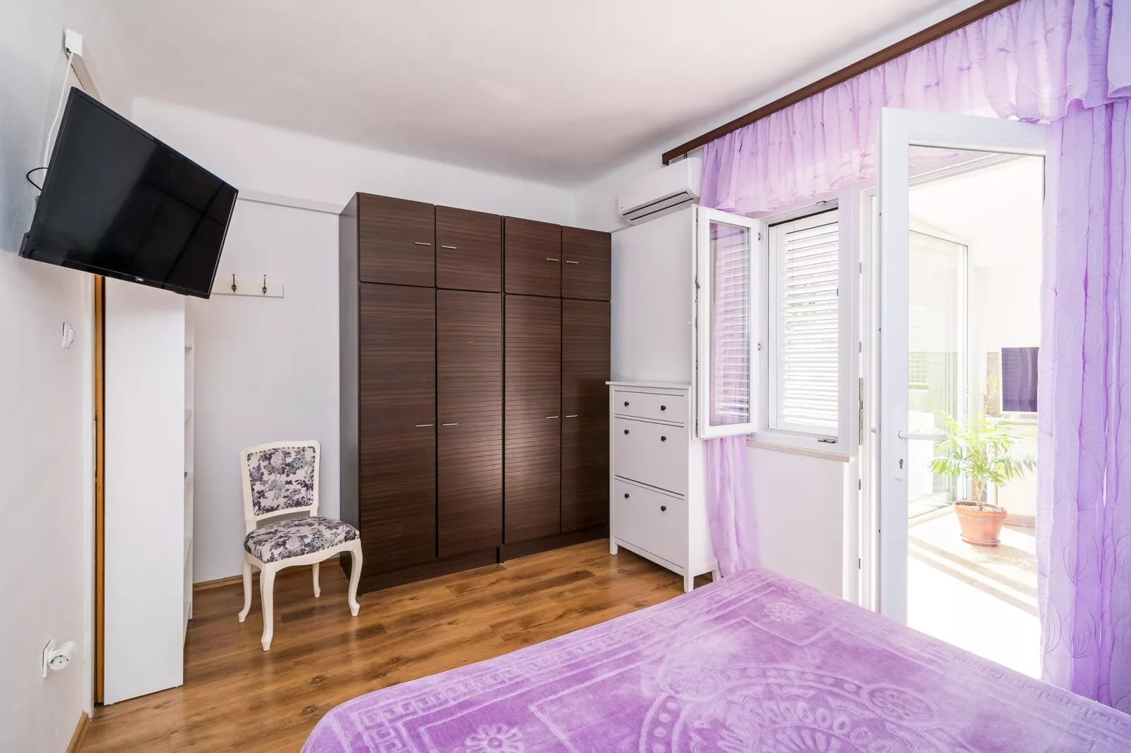 Guest House Villa Nina- Two Bedroom Apartment  with  Terrace and Sea View (Apt67)-Bedroom