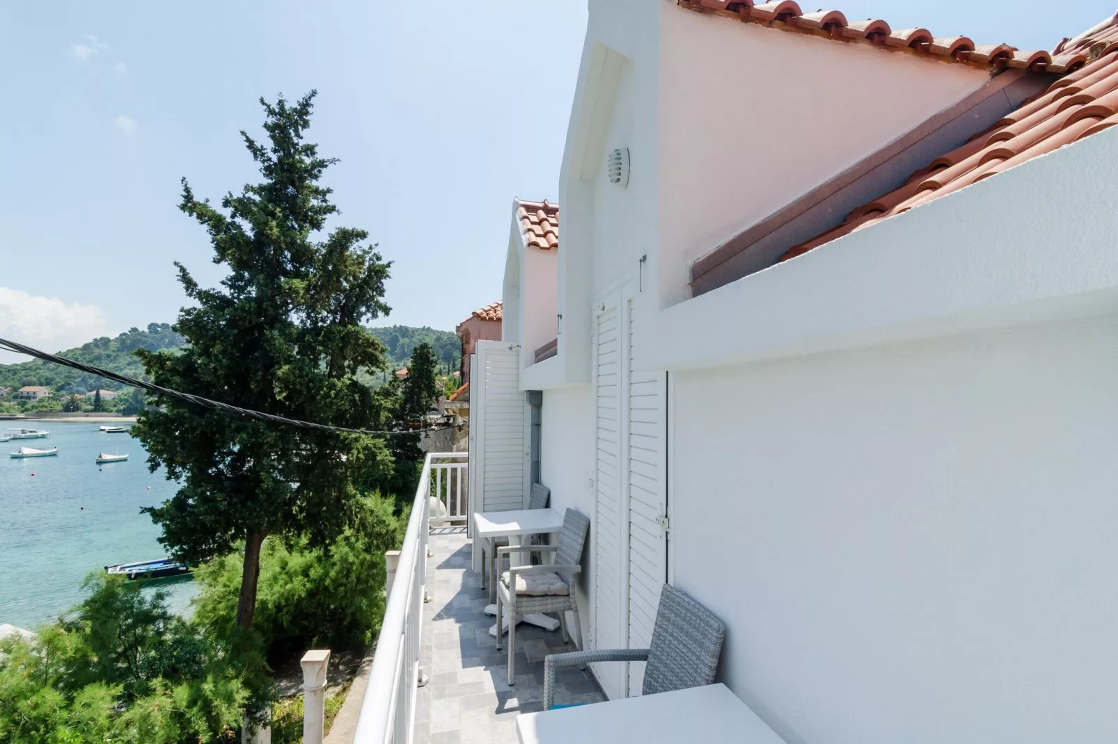 Holiday Home Maćus-One Bedroom Apartment with Balcony-Balcon-terrasse