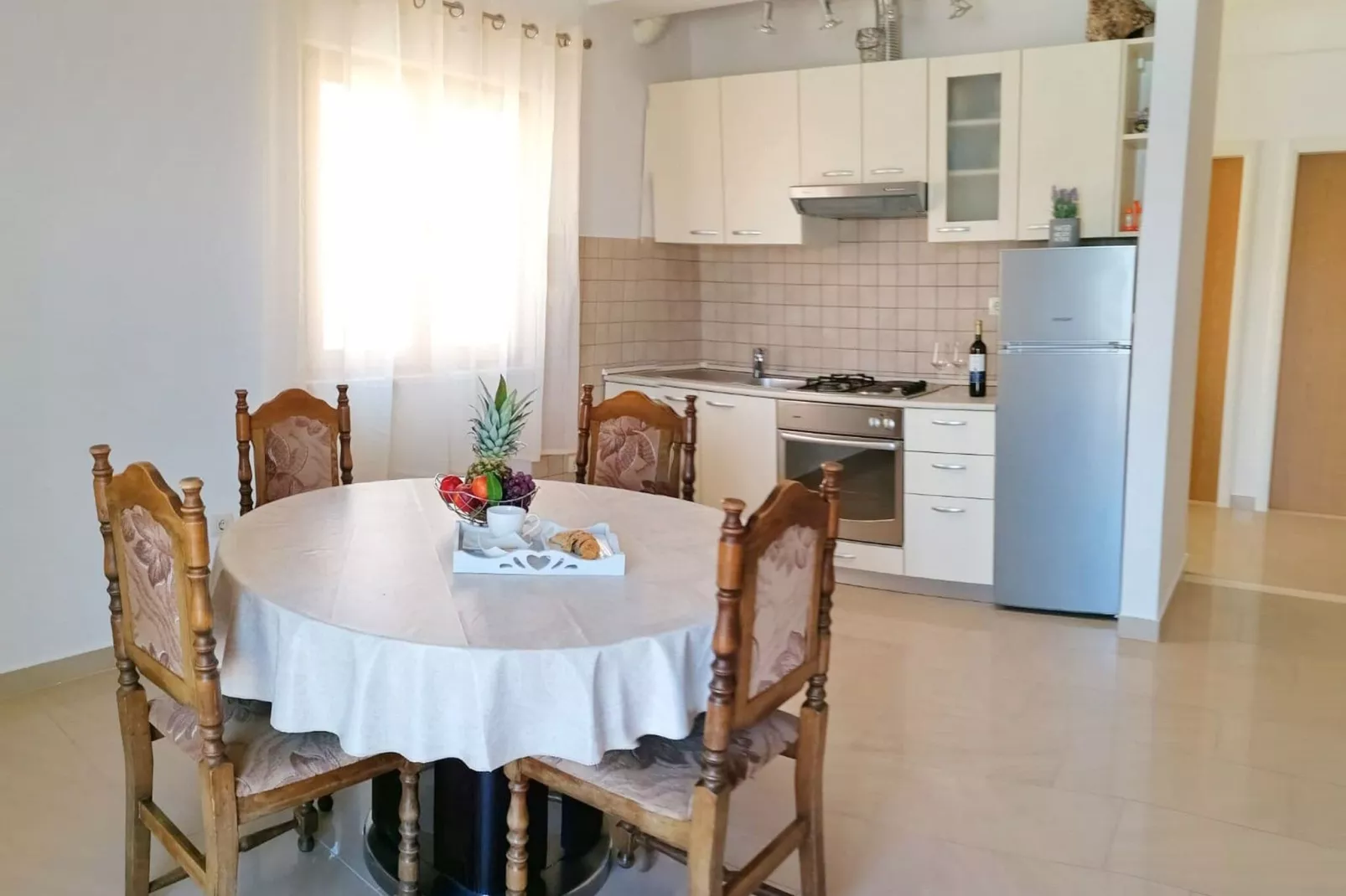 Holiday Home Blue Dream - Two Bedroom Apartment with Terrace and Sea View (A2)-Salle à manger