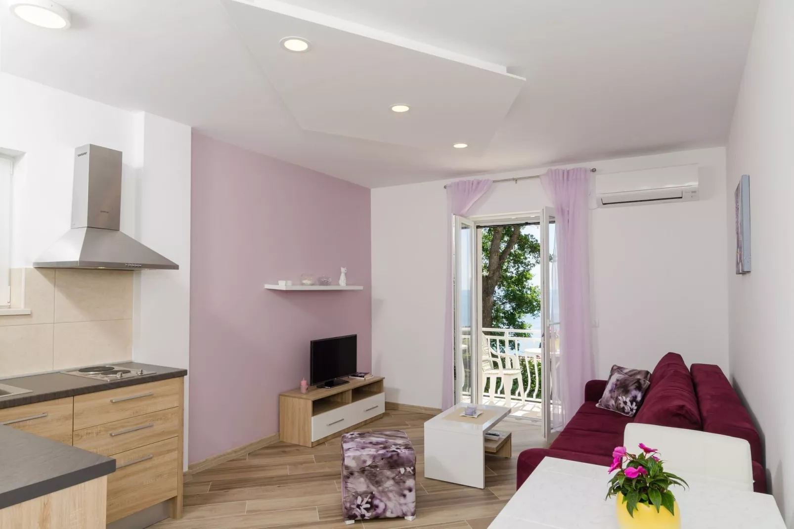 Apartments Marmo - One Bedroom Apartment with Balcony and Sea View (Apartman 1)-Living room