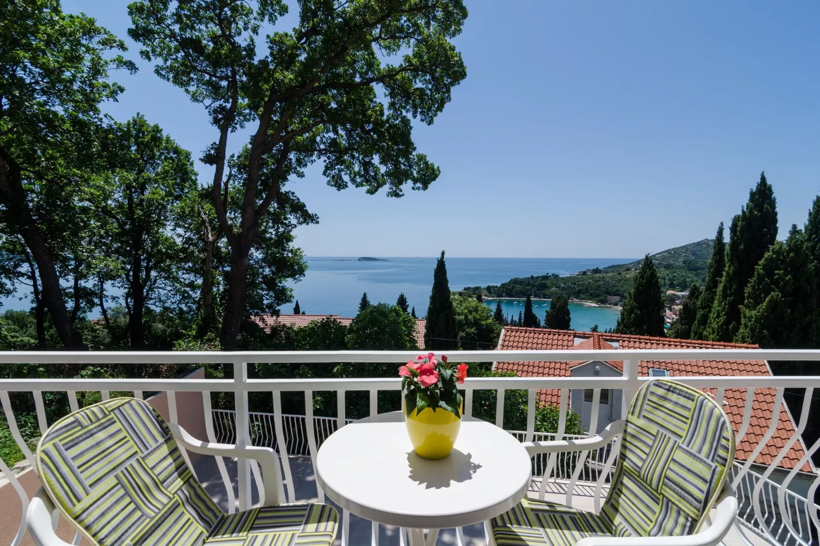Apartments Marmo - One Bedroom Apartment with Balcony and Sea View (Apartman 1)-Terrace balcony