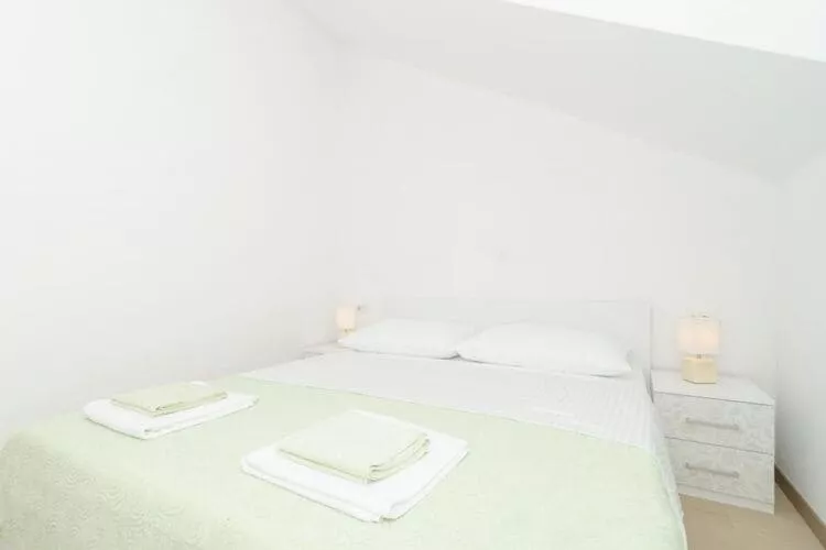Apartments Marmo - Deluxe One Bedroom Apartment with Balcony and Sea View (Apartman 4)-Bedroom