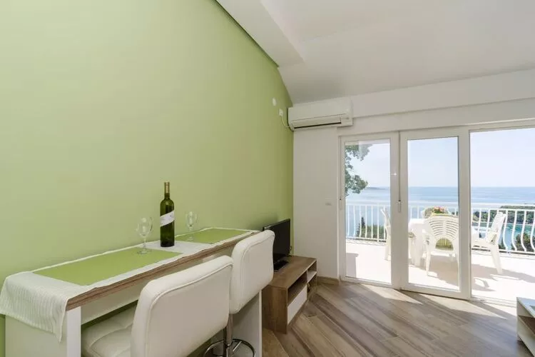 Apartments Marmo - Deluxe One Bedroom Apartment with Balcony and Sea View (Apartman 4)-Bedroom