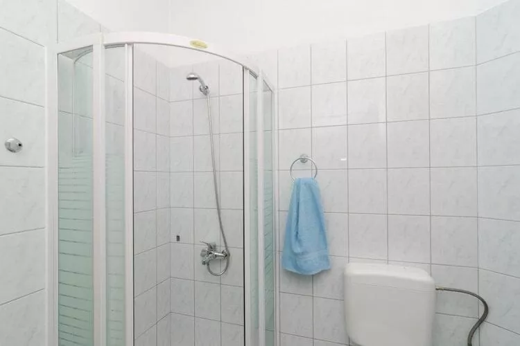 Apartments Mamma Mia- Superior One Bedroom Apartment with Terrace-Salle de bain