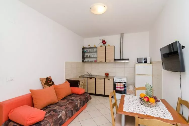 Apartments Mamma Mia - Comfort One Bedroom Apartment with Terrace-Salon