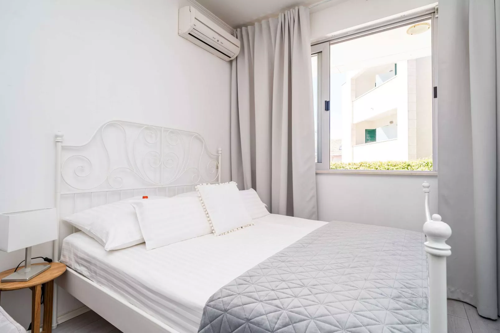 Apartment Larissa - Studio Apartment with Terrace and Partial Sea View-Bedroom