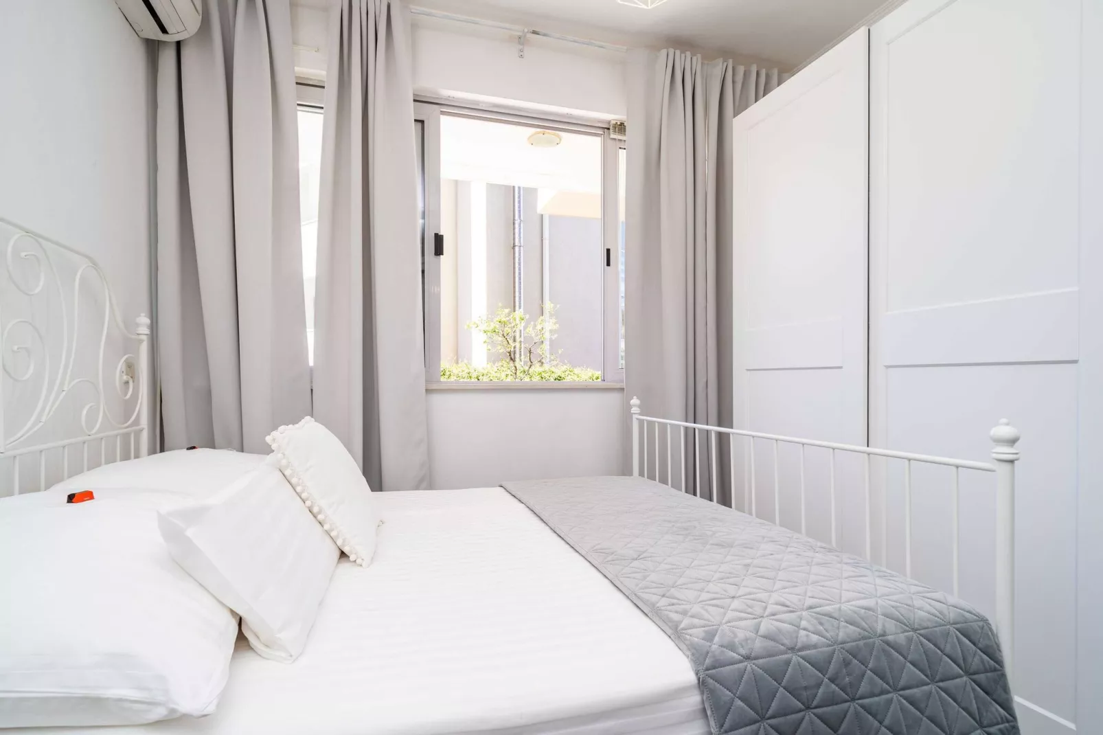 Apartment Larissa - Studio Apartment with Terrace and Partial Sea View-Bedroom
